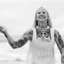 Bárbara Grando anuncia o inédito single ‘Dizendo Sim pra Mim (pra Deus)’ - Larissa Queiroz