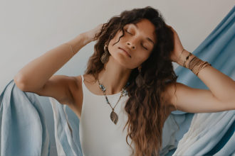 Aprender a dizer adeus é libertador: descubra o poder do desapego