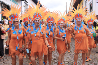 Com foco nos blocos tradicionais, Carnaval de Sabará espera 80 mil foliões