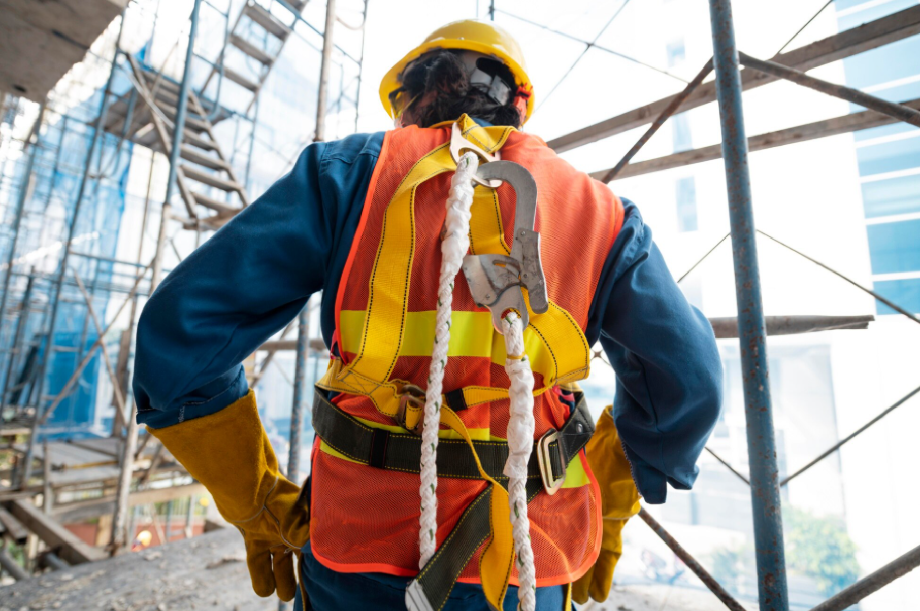 Construção civil lidera índices de acidentes de trabalho - DINO