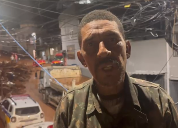 As buscas continuam nas &aacute;reas mais atingidas, com apoio de equipes de resgate e volunt&aacute;rios -  (crédito: Mateus Parreiras/EM/D.A.Press)