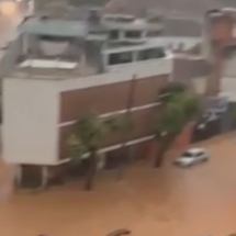 Chuva forte atinge mais uma cidade na Zona da Mata e deixa vias alagadas - Redes Sociais/Reprodução