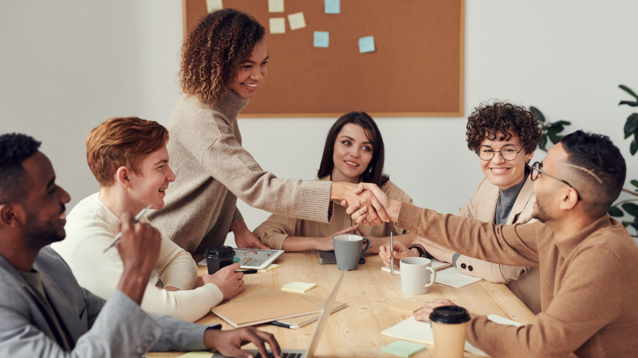 Estágio pode ser porta de entrada para o mercado de trabalho - DINO