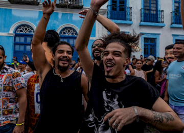 Léo da Bodega une frevo com estética do rap em 'Bloco Campeão' -  (crédito: Divulgação)