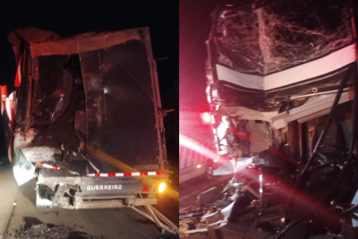 O acidente foi uma colisão traseira entre um ônibus e um caminhão que transportava carvão -  (crédito: Corpo de Bombeiros/Reprodução)