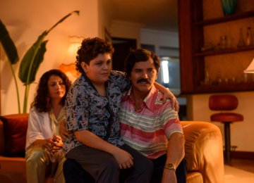 Juan Pablo Escobar viveu a infância em ambiente de luxo e cercado por seguranças; ele mudou de identidade e hoje é arquiteto -  (crédito: Disney/Divulgação)