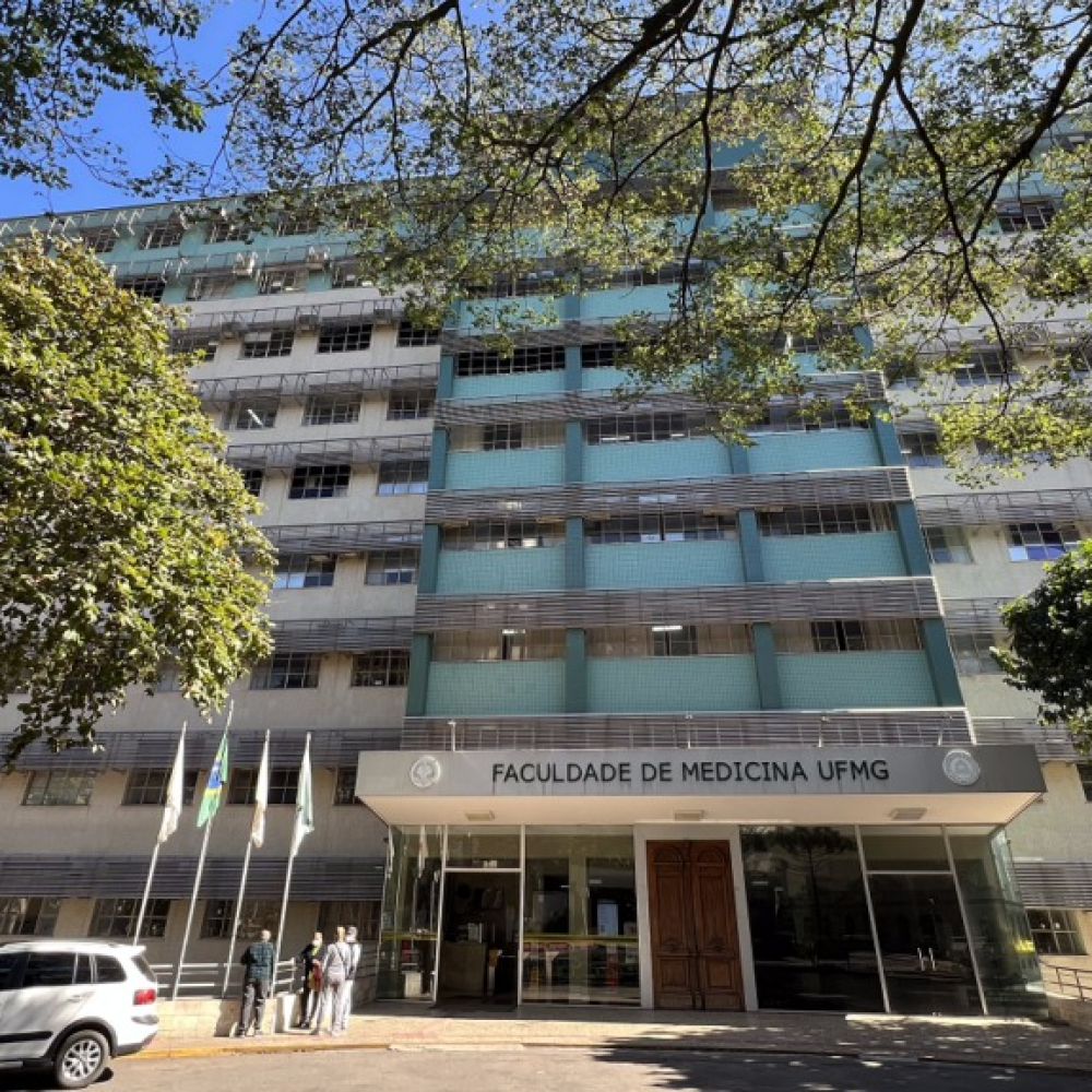 UFMG fica sem água devido a queda de égua em adutora