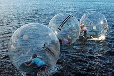 Para muitas pessoas, as bolhas infláveis gigantes são uma ótima opção de lazer. Elas vêm conquistando espaço em praias, parques e  piscinas. -  (crédito: Divulgação/AliExpress)