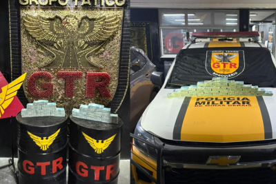 Dinheiro seria levado para Bras&iacute;lia (DF) e entregue ao chefe da empresa em que a dupla trabalha -  (crédito: PMRv/Reprodu&ccedil;&atilde;o)