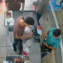 Homem paga R$ 1,6 mil de fiança por furto de R$ 62 de carne, em Araguari - Reprodu&ccedil;&atilde;o/Redes sociais