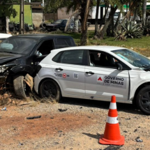 Carro de prefeitura bate e deixa cinco feridos em MG - Corpo de Bombeiros/Reprodução