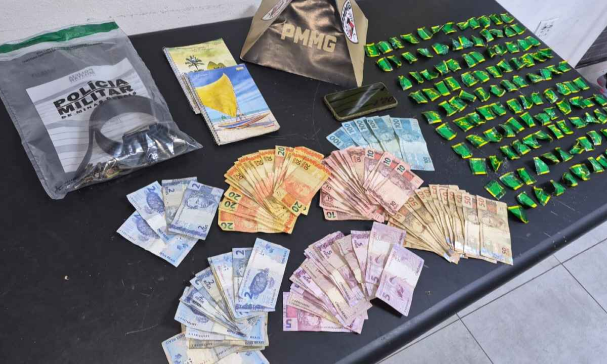 Idosa de 73 anos é presa com 120 papelotes de cocaína - (crédito: Leo Soares/Divulgação)