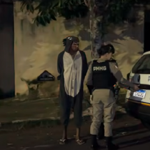 Homem com pijama de lobo é preso furtando fiação - ReproduÃ§Ã£o/Pablo Zanotti