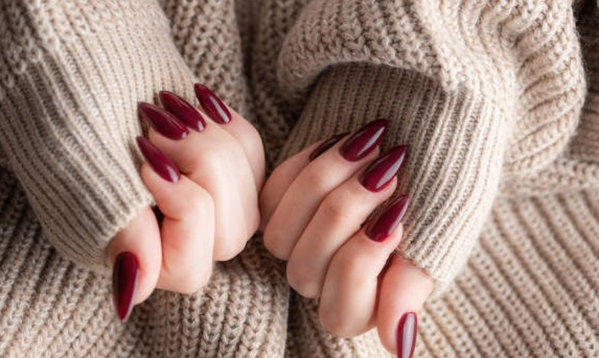 Unhas de inverno 2026: cores e acabamentos que vão dominar a estação - iStock (Almaje) 