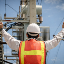 NR-10 reforça há anos a segurança em serviços elétricos - DINO