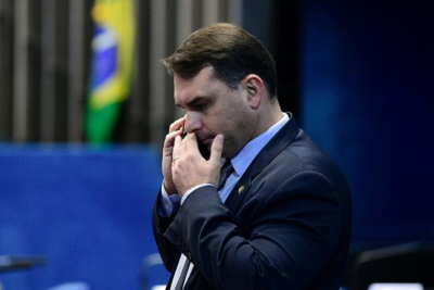 Pesquisa Atlas/Bloomberg divulgada nesta terça-feira mostrou recuo de 5,4 pontos percentuais de Flávio Bolsonaro no principal cenário de primeiro turno para a eleição presidencial de 2026 -  (crédito: Pedro França/Agência Senado)