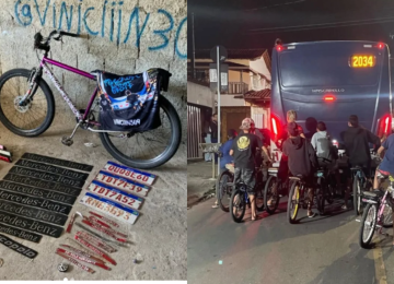 A prática coloca em risco não apenas a vida dos adolescentes, mas também a segurança de passageiros, motoristas e demais usuários das vias -  (crédito: Redes Sociais/Reprodução)