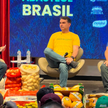 ‘Fiz mais pelo Brasil em dois dias do que Lula em 20 anos’, diz Flávio - Edesio Ferreira/EM/D.A Press