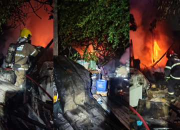 O acúmulo de recicláveis contribuiu para a elevada carga de incêndio e favoreceu a rápida propagação das chamas -  (crédito: Corpo de Bombeiros/Reprodução)