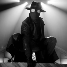 Entre sombras e teias: Spider-Noir aposta em estética clássica e Nicolas Cage no papel central - Portal Giro 10