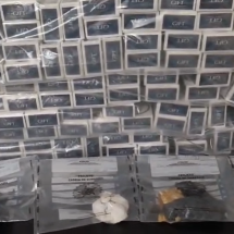 Casal é preso com mil maços de cigarros contrabandeados e drogas em Minas - PMMG/Divulgação 