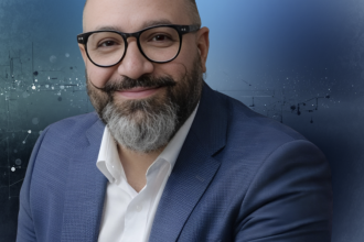 O dilema do CEO brasileiro: comprar inteligência artificial ou construir dentro de casa