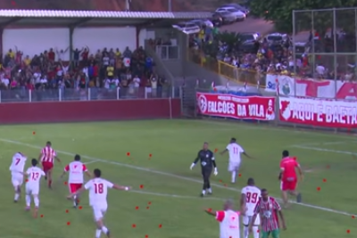 A partida foi realizada no Estádio Municipal de Rio Doce, com vitória de 2 a 1 do Pontenovense FC sobre o Riodocense -  (crédito: Redes Sociais/Reprodução)