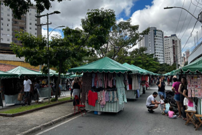 A feira na Avenida Silva Lobo -  (crédito: PBH)
