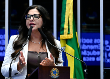 Diretora da Fiesp associa fim da escala 6x1 a salões fechados aos sábados
 -  (crédito: Waldemir Barreto/Agência Senado)