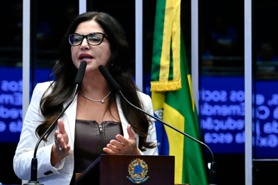 Diretora da Fiesp associa fim da escala 6x1 a salões fechados aos sábados
 -  (crédito: Waldemir Barreto/Agência Senado)