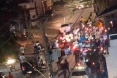Motociata em homenagem a vítima no local do acidente, no Barreiro, em BH -  (crédito: Redes Sociais/Reprodução)