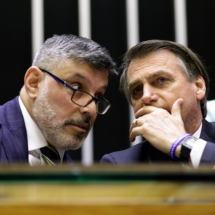 Defesa nega que Bolsonaro tenha atendido ligação de Alexandre Frota - Michel Jesus/ Câmara dos Deputados