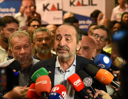 PDT aprovou por unanimidade, neste domingo (26/7), a candidatura do ex-prefeito de BH Alexandre Kalil ao governo de Minas
- (crédito: Gladyston Rodrigues/EM/D.A Press) PDT aprovou por unanimidade, neste domingo (26/7), a candidatura do ex-prefeito de BH Alexandre Kalil ao governo de Minas
- (crédito: Gladyston Rodrigues/EM/D.A Press)