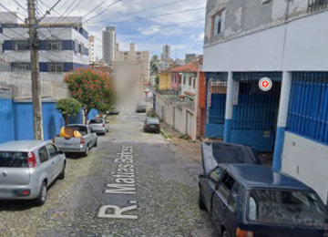 Corpo foi encontrado próximo a um lava a jato na Rua Matias Barbosa -  (crédito: Google Street View/Reprodução)