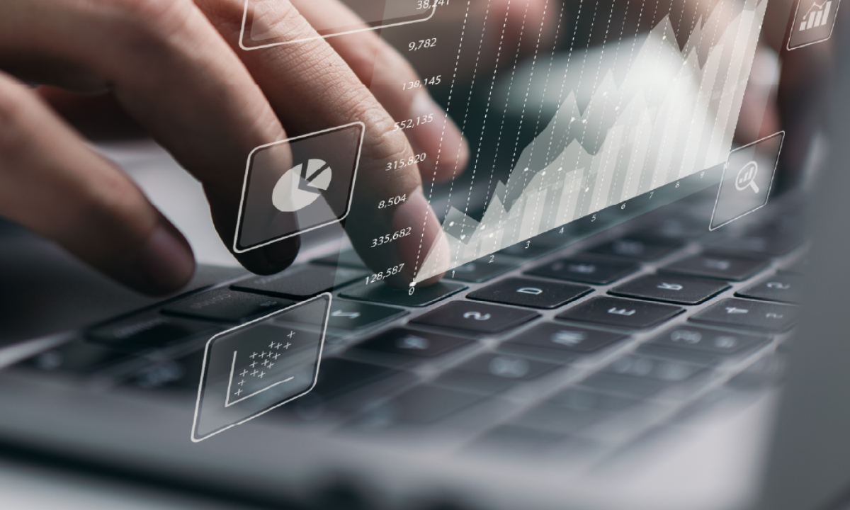 Trabalho híbrido: 74% já adotam modelo no mercado de CSC - (crédito: DINO)