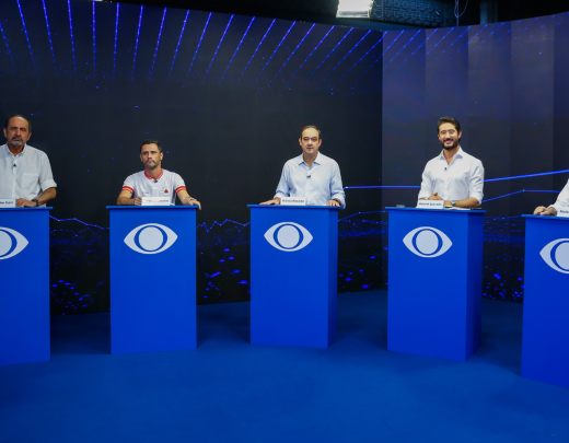 Primeiro debate televisivo entre os candidatos ao governo de Minas nas eleições de 2026 - (crédito: Júnia Garrido/Band Minas) Primeiro debate televisivo entre os candidatos ao governo de Minas nas eleições de 2026 - (crédito: Júnia Garrido/Band Minas)