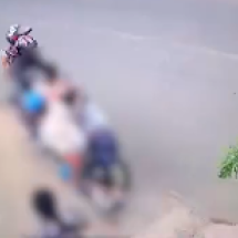Vídeo flagra motociclista bêbado atropelando mãe e duas crianças em MG - Redes Sociais/Reprodução