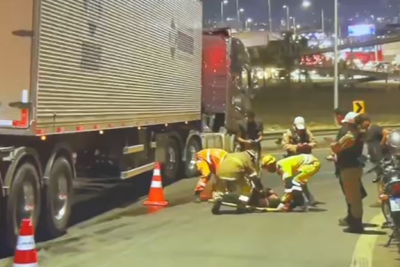 A mulher foi atendida por uma viatura do Corpo de Bombeiros -  (crédito: Reprodução/TV Globo )