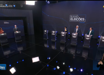 Púlpitos de Lula, Flávio Bolsonaro e Zema ficaram vazios - (crédito: Reprodução/TV Band) Púlpitos de Lula, Flávio Bolsonaro e Zema ficaram vazios - (crédito: Reprodução/TV Band)