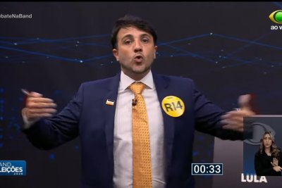 Renan Santos é cofundador do MBL e disputa eleições pela primeira vez -  (crédito: Reprodução/TV Band)