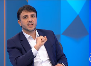 Renan Santos em entrevista nesta quarta-feira (26/8)
 -  (crédito: Reprodução/TV Globo)