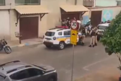 Ex é preso suspeito de matar mulher dentro de casa no Barreiro, em BH -  (crédito: Redes Sociais/Reprodução)