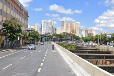Acidente ocorreu em frente ao Shopping Tupinambás -  (crédito: Reprodução/Google StreetView)