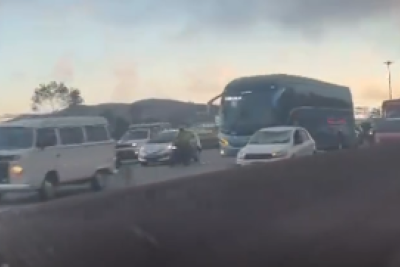 Homem é atropelado e acidente provoca quilômetros de congestionamento na capital mineira -  (crédito: Redes Sociais/Reprodução)
