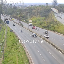 Vídeo: caminhão perde freio e invade sem controle área de escape no Anel - Divulgação/ BH Mobilidade