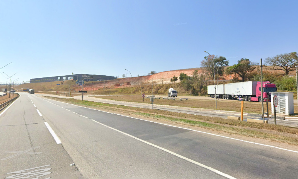 Homem de 40 anos é preso na Rodovia Fernão Dias, Km 844 - (crédito: Google Street View/Reprodução)