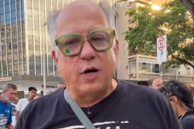 Dário 4e20 faz ato na Praça Sete pela regulamentação da cannabis -  (crédito: Reprodução/Instagram)