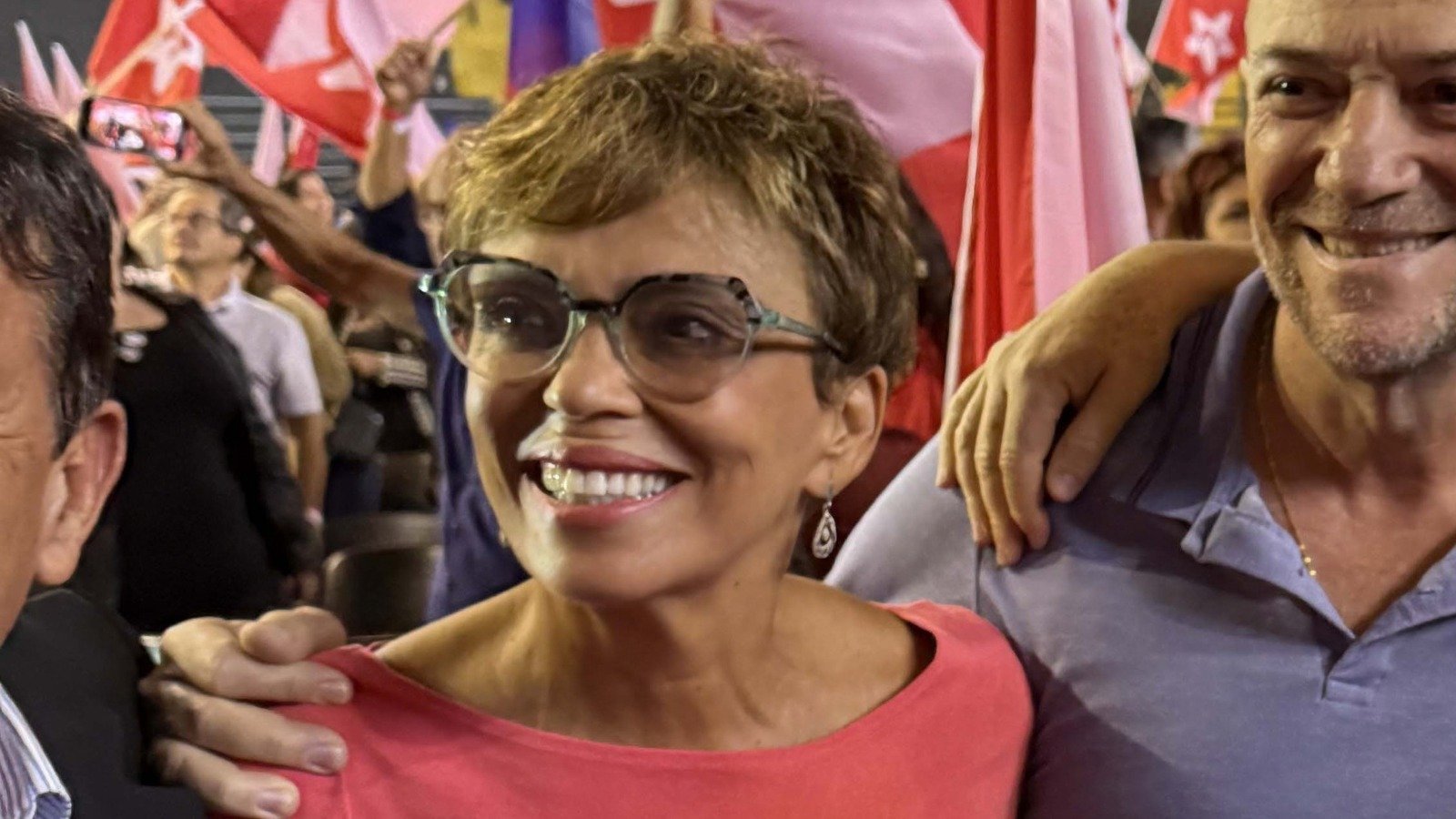 Mar&iacute;lia Campos, candidata ao Senado pelo PT, em evento pol&iacute;tico -  (crédito: Matheus S&aacute; Motta/PT MG)