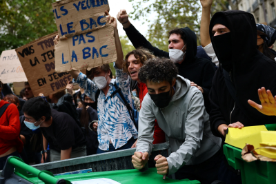 As manifestações tomaram conta da França na terça-feira, 6 de outubro -  (crédito: AFP via Getty Images)