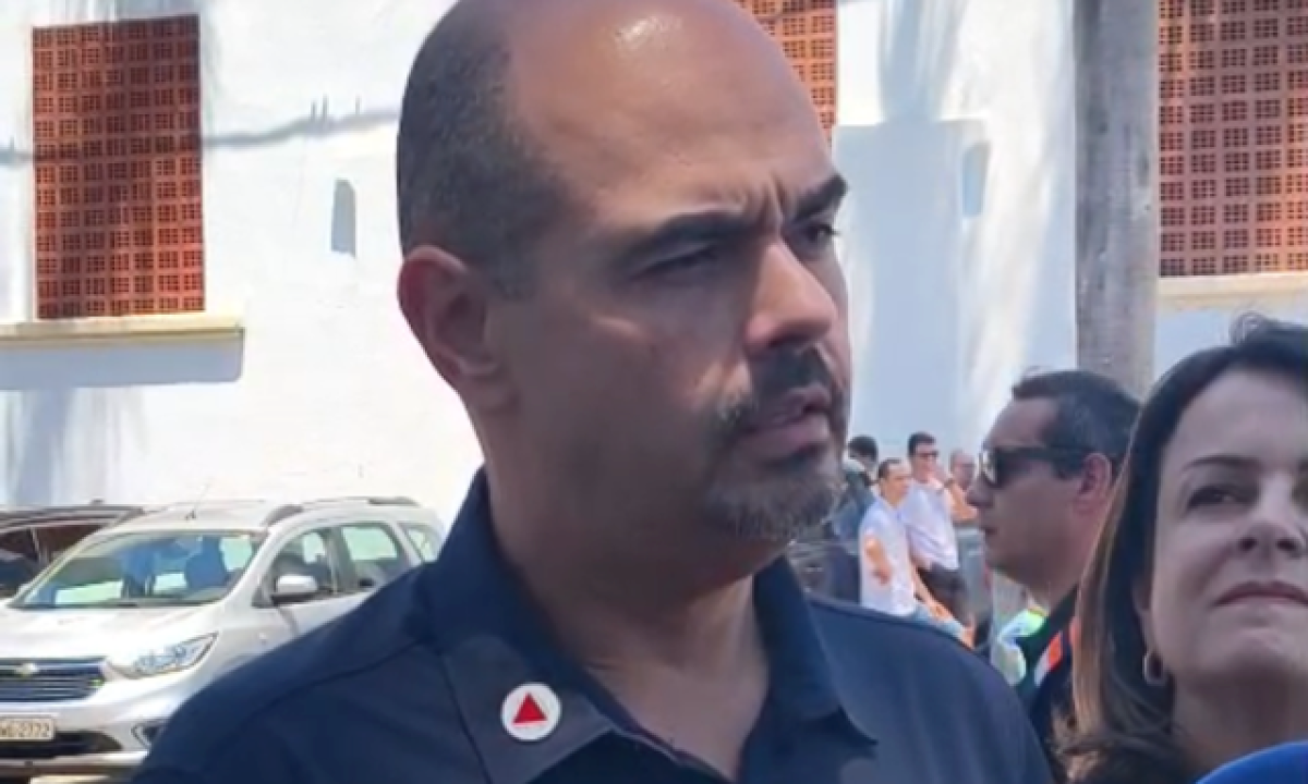 Simões: 'nos despedimos hoje de parte do coração do nosso comando aéreo'